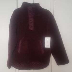 NWT. ATHETA Cozy Sherpa Snap Sweatshirt  Chandail En Sherpa Douilet A Boutons